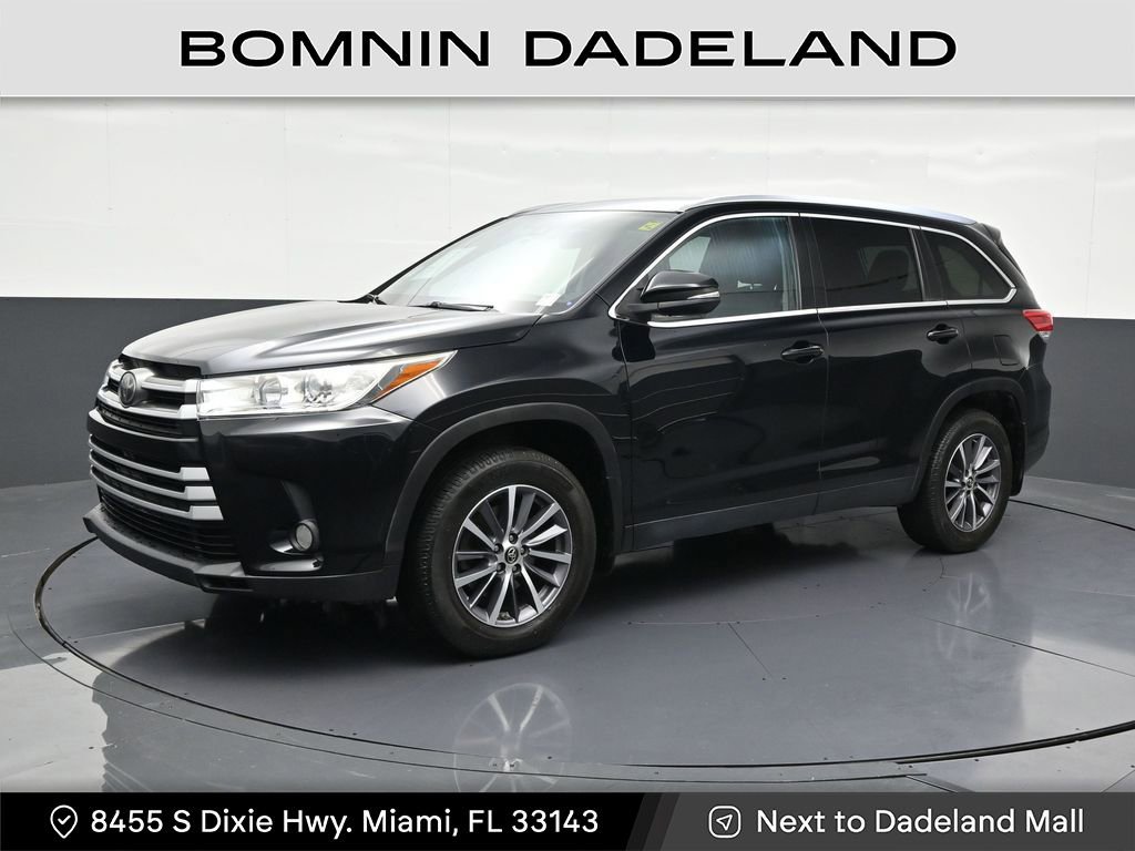 Used 2019 Toyota Highlander XLE video 1