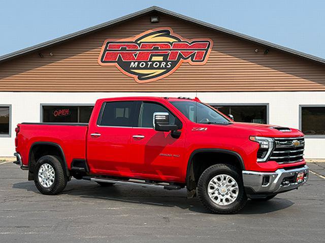 Used 2024 Chevrolet Silverado 2500 LTZ w/ LTZ Plus Package AWD/4WD image 2