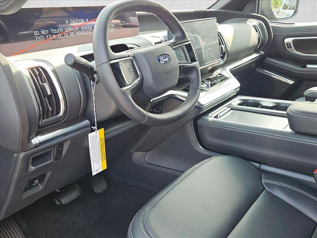 New 2027 Ford Expedition Max Platinum w/ Stealth Appearance Package RWD image 3