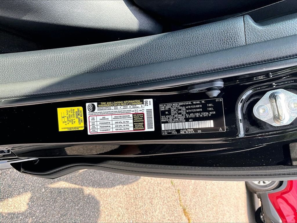 New 2026 Toyota Sienna Platinum AWD/4WD image 17