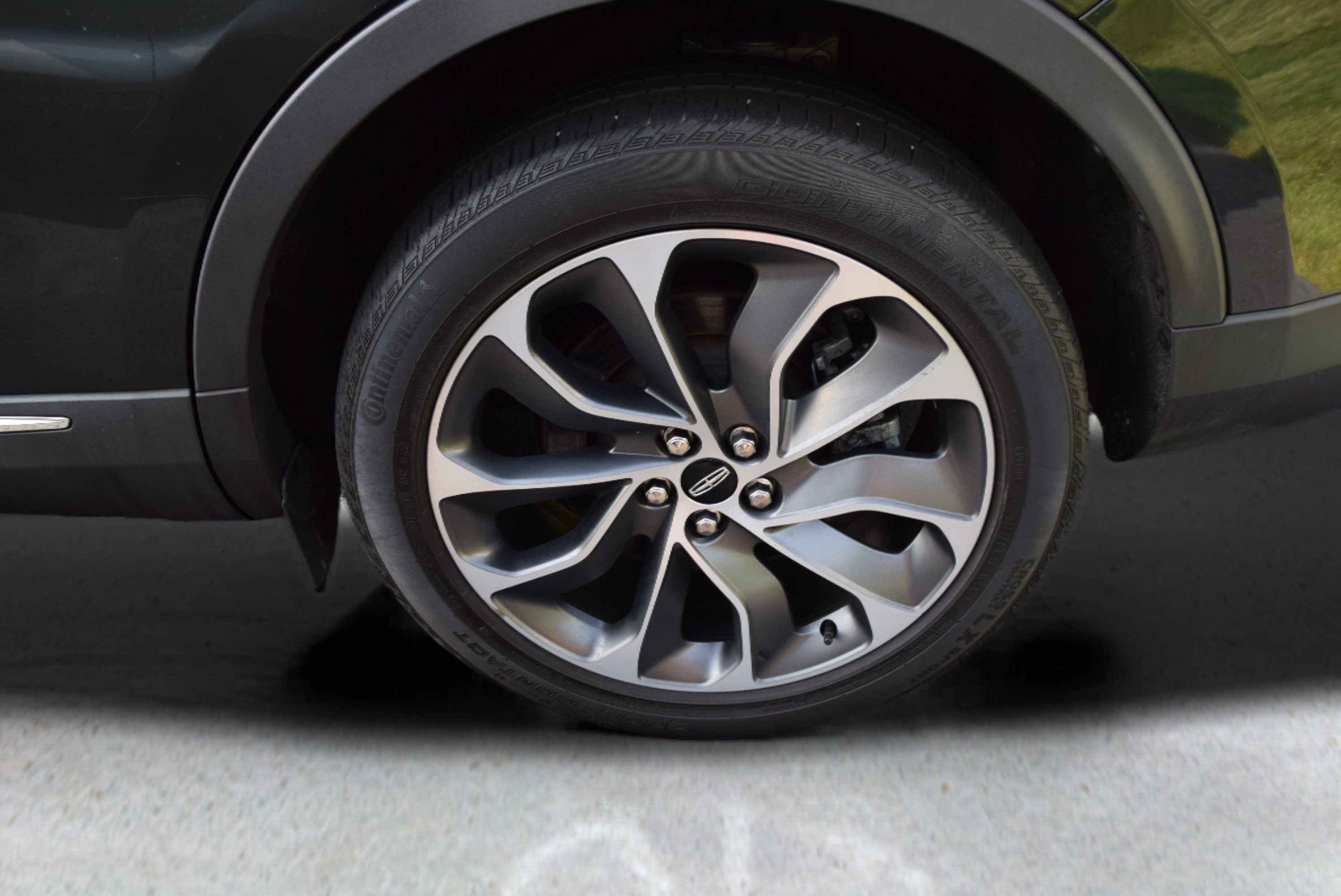 Used 2022 Lincoln Nautilus Reserve AWD/4WD image 6