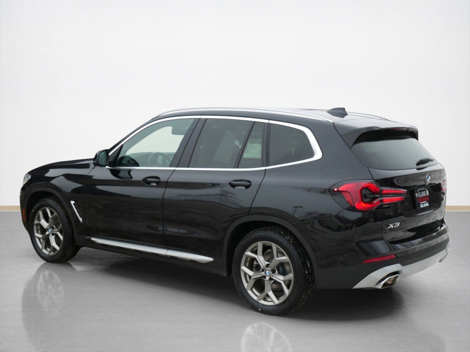 Used 2023 BMW X3 xDrive30i w/ Convenience Package image 5