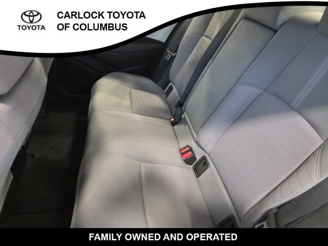 Used 2025 Toyota Corolla SE w/ Convenience Package FWD image 15