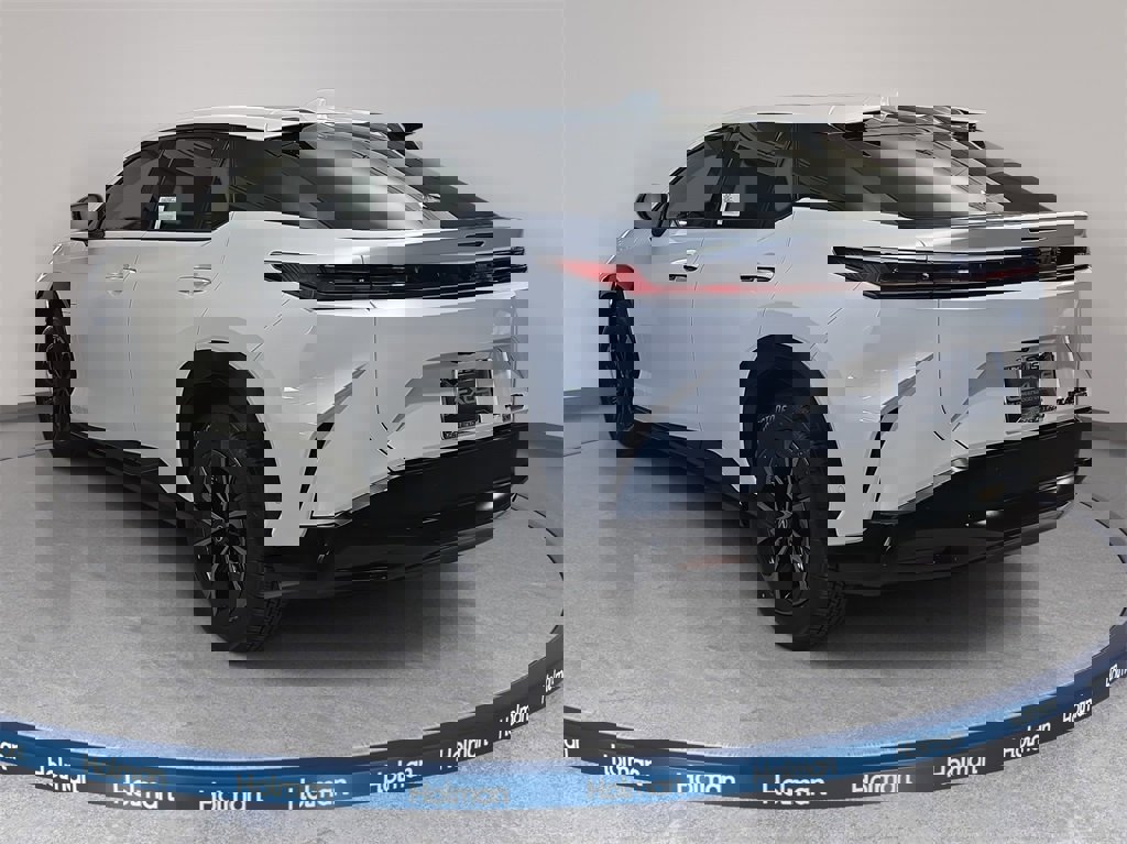 New 2026 Lexus RZ 450e AWD image 7