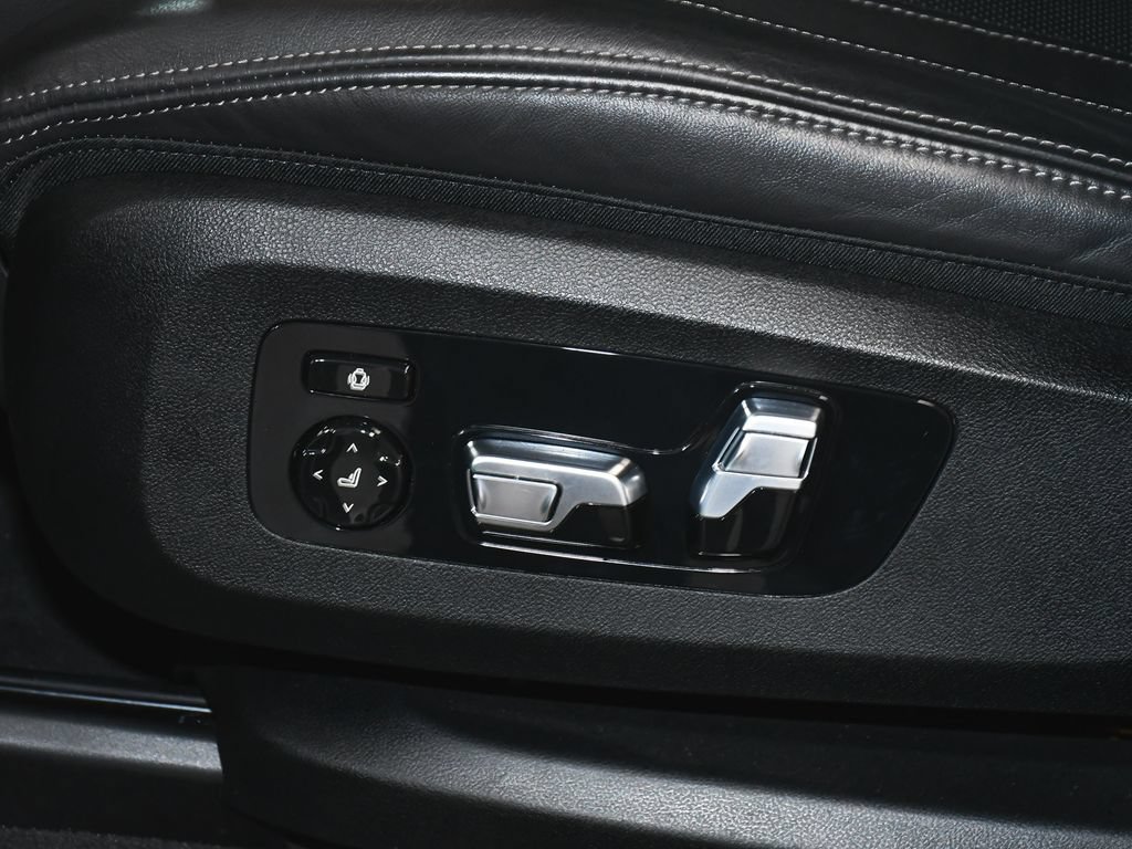 Used 2024 BMW X5 M60i AWD/4WD image 53