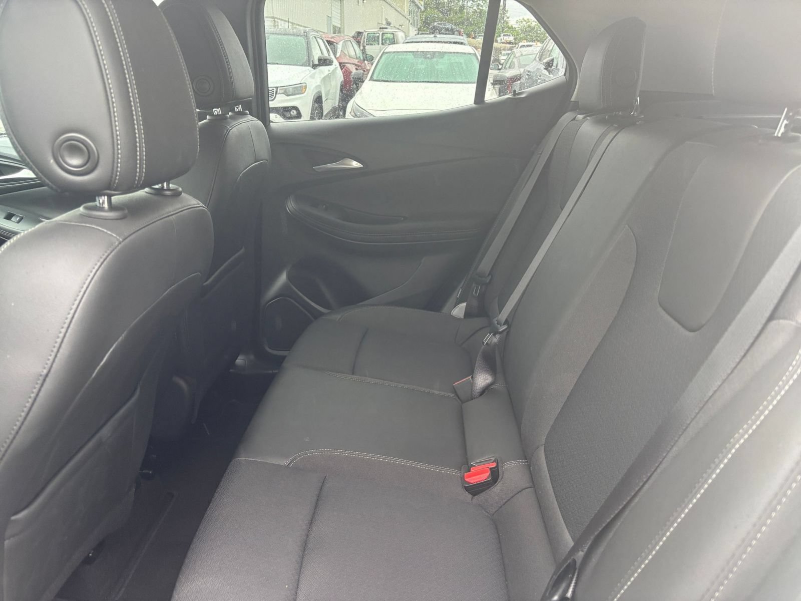 Used 2025 Buick Encore GX Preferred FWD image 21