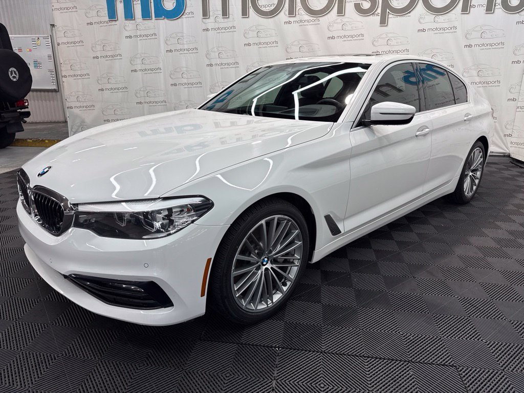 Used 2018 BMW 530i xDrive AWD/4WD image 1