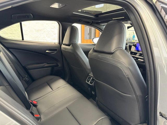 New 2026 Lexus UX 300h AWD image 44