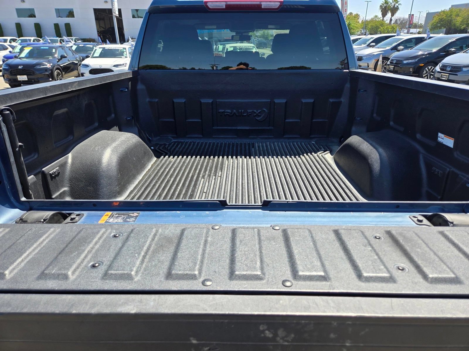 Used 2024 GMC Sierra 1500 SLT RWD image 10