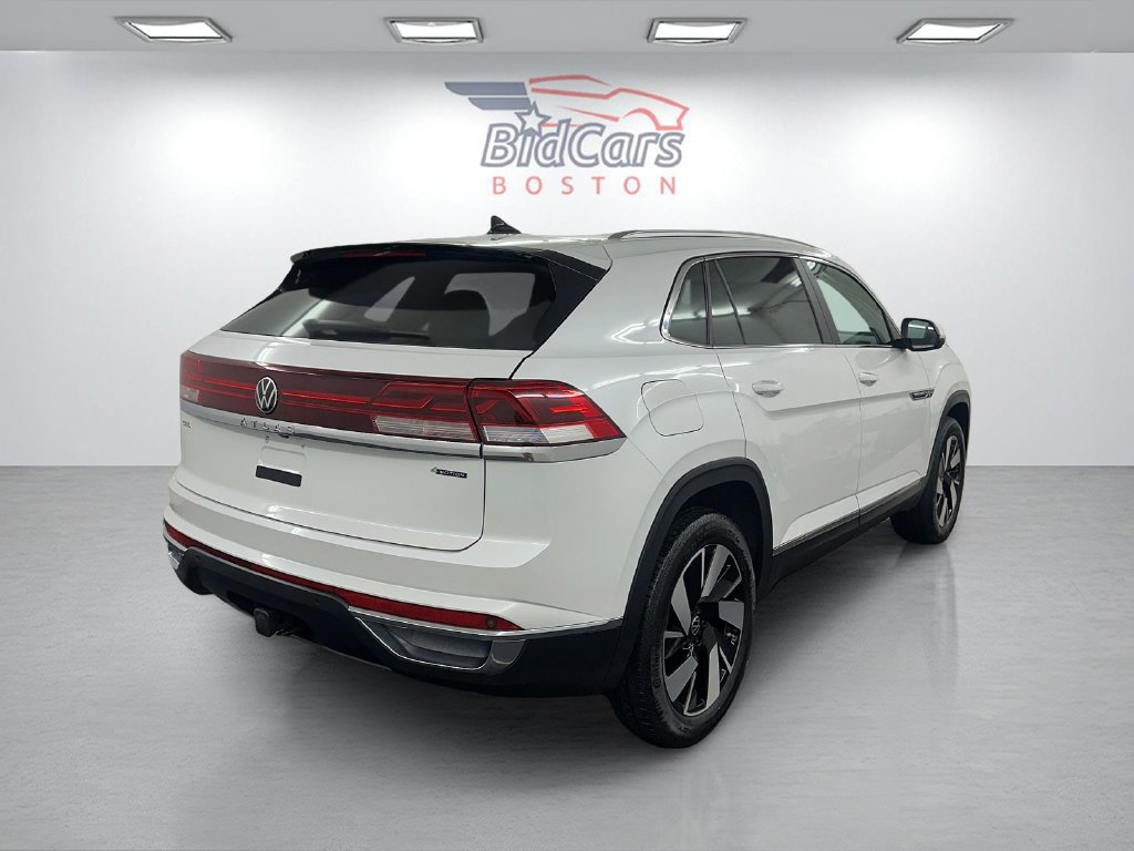 Used 2024 Volkswagen Atlas Cross Sport SEL AWD/4WD image 4
