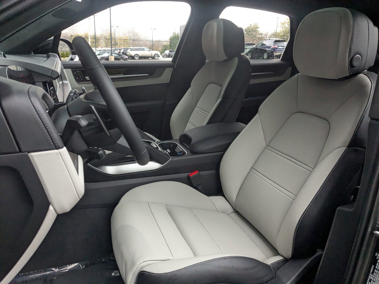 New 2026 Porsche Cayenne Turbo image 5