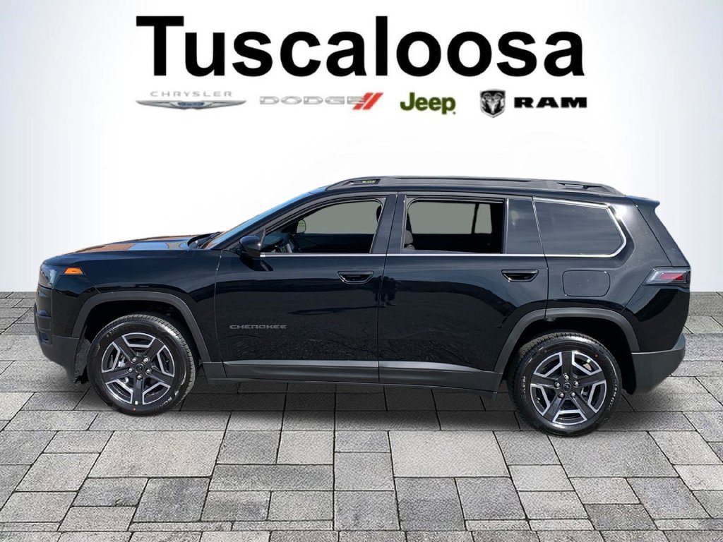 New 2026 Jeep Cherokee Laredo AWD/4WD image 4