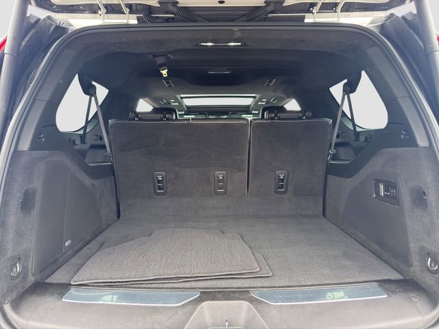 Used 2022 Cadillac Escalade ESV Sport Platinum w/ LPO, ONYX Package image 19