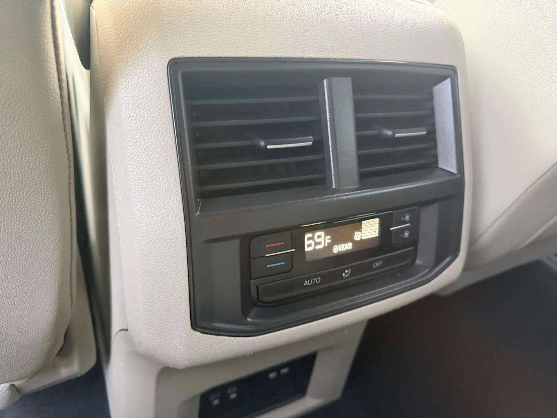 Used 2022 Volkswagen Atlas SE image 20