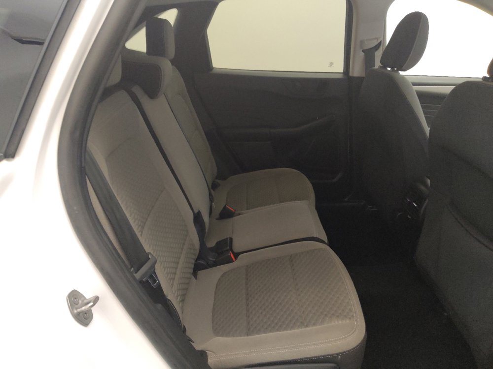 Used 2022 Ford Escape SE w/ Cold Weather Package image 19
