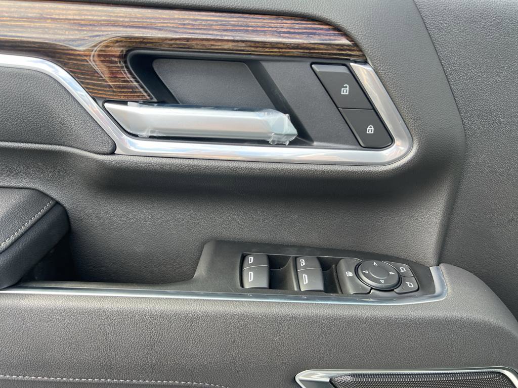 New 2026 GMC Sierra 2500 SLE image 18