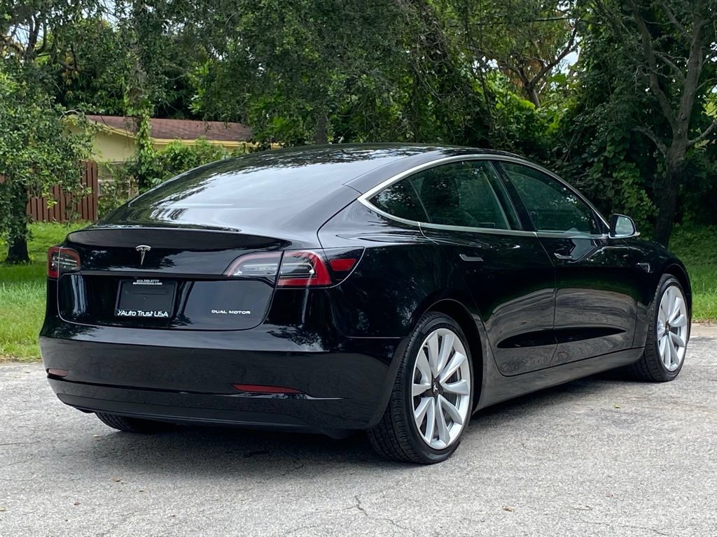 Used 2020 Tesla Model 3 Long Range AWD/4WD image 8