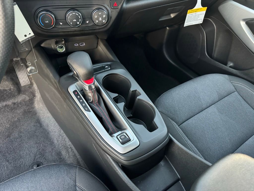 Used 2025 Chevrolet Trax RS w/ Driver Confidence Package image 15