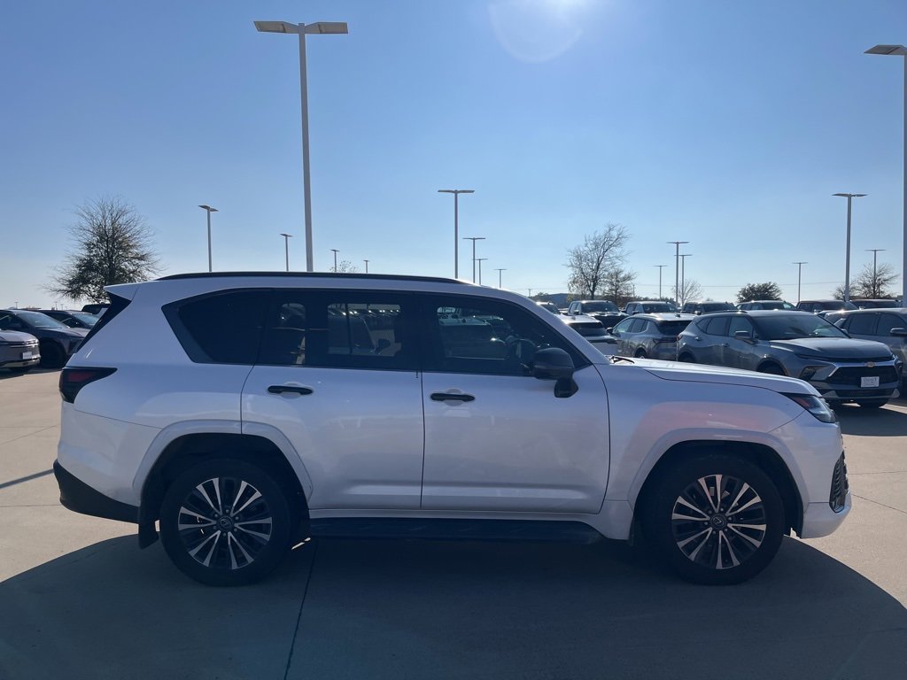 Used 2022 Lexus LX 600 4WD w/ Appearance Package image 6