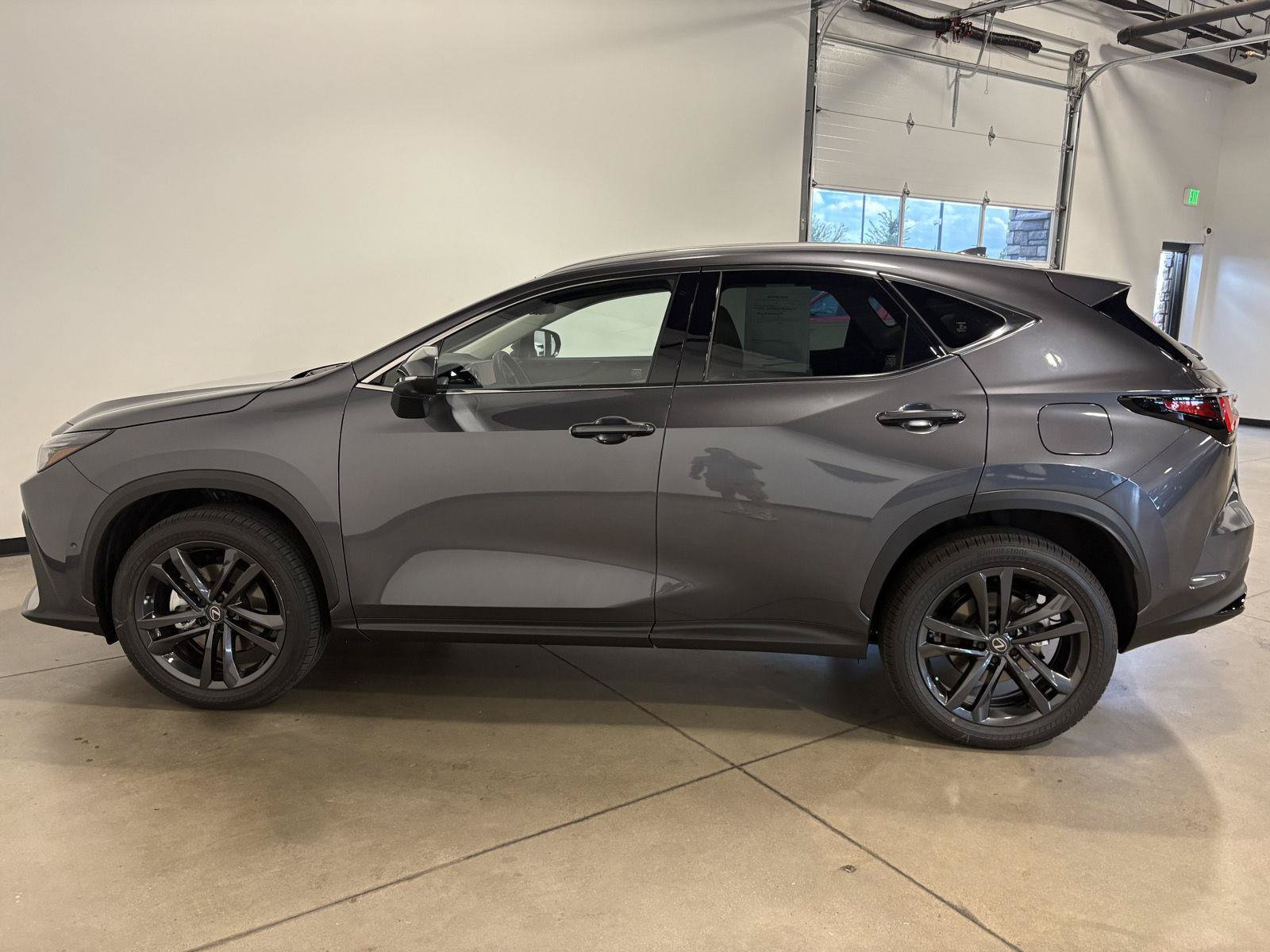 Used 2026 Lexus NX 450h+ AWD w/ Accessory Package (2T) image 6