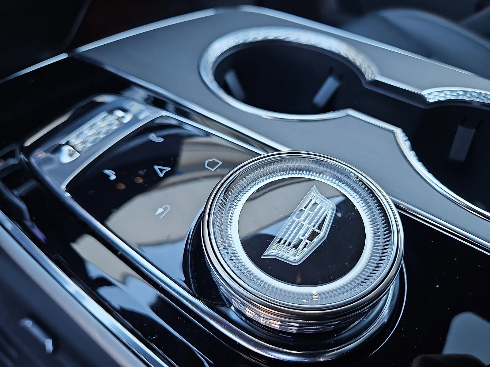 New 2025 Cadillac Lyriq Sport image 22