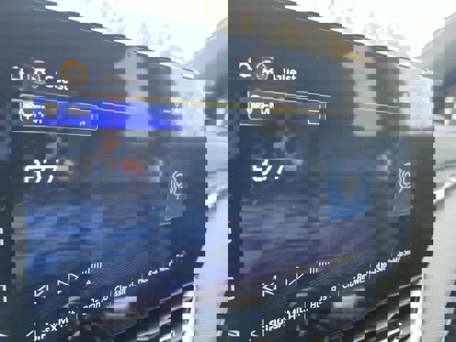 New 2026 Chevrolet Equinox LT w/ Convenience Package II image 13