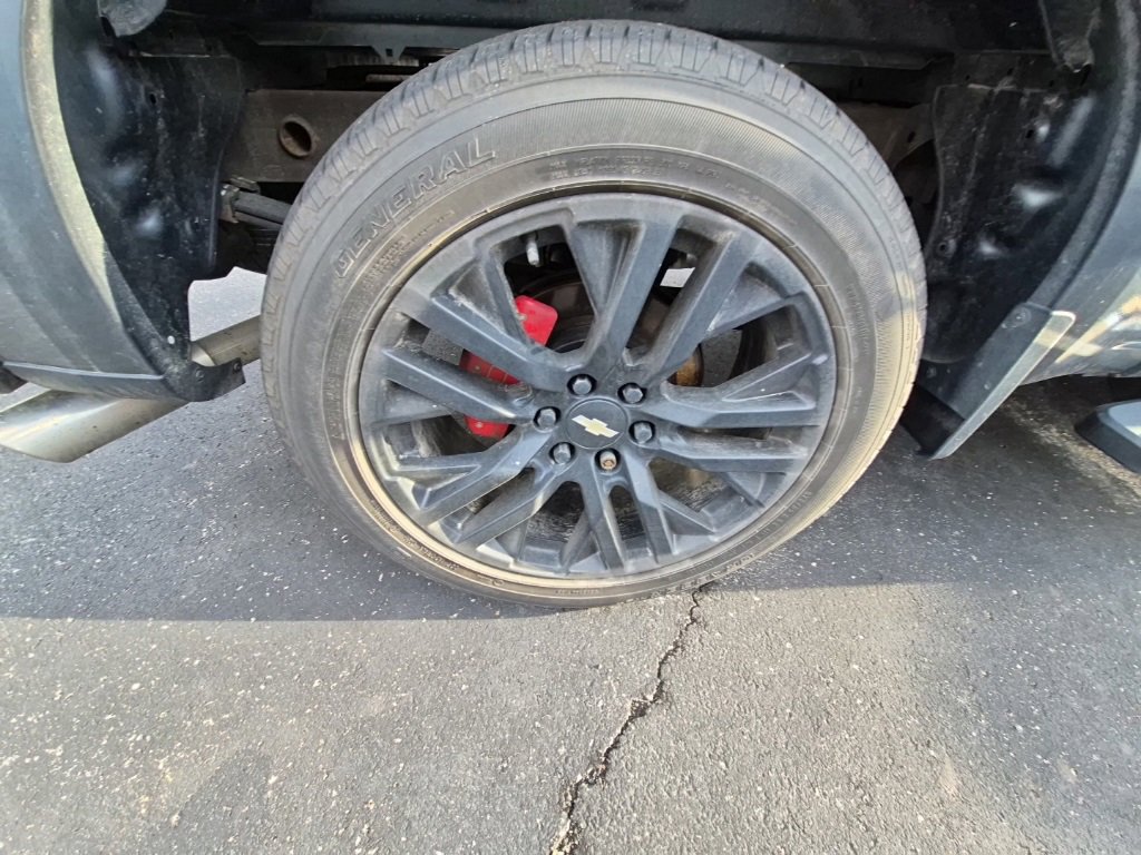 Used 2019 Chevrolet Silverado 1500 Custom w/ Custom Convenience Package image 9