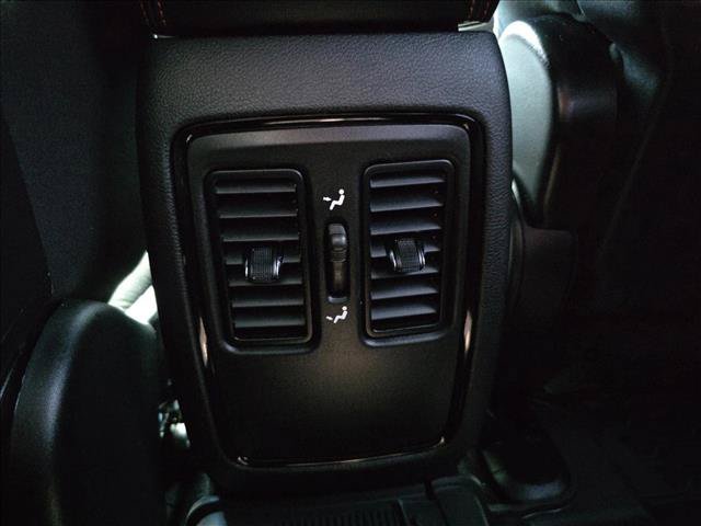 Certified 2025 Dodge Durango GT w/ Blacktop Package RWD image 18