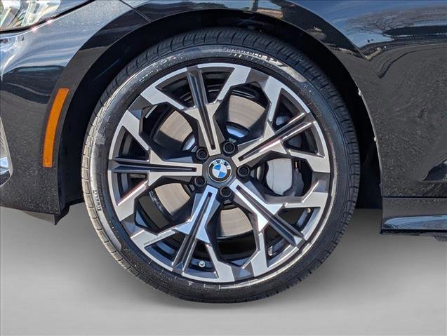 Used 2025 BMW 330i Sedan w/ Convenience Package image 25
