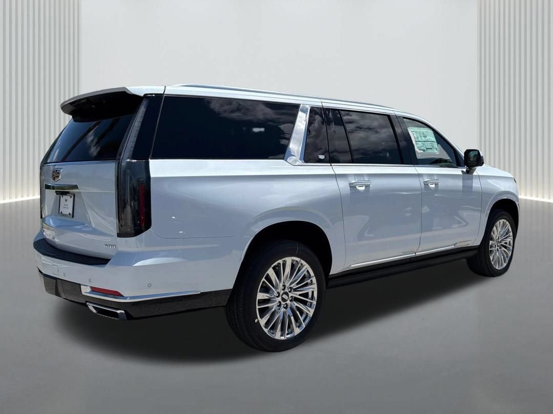 New 2026 Cadillac Escalade ESV Luxury AWD/4WD image 5