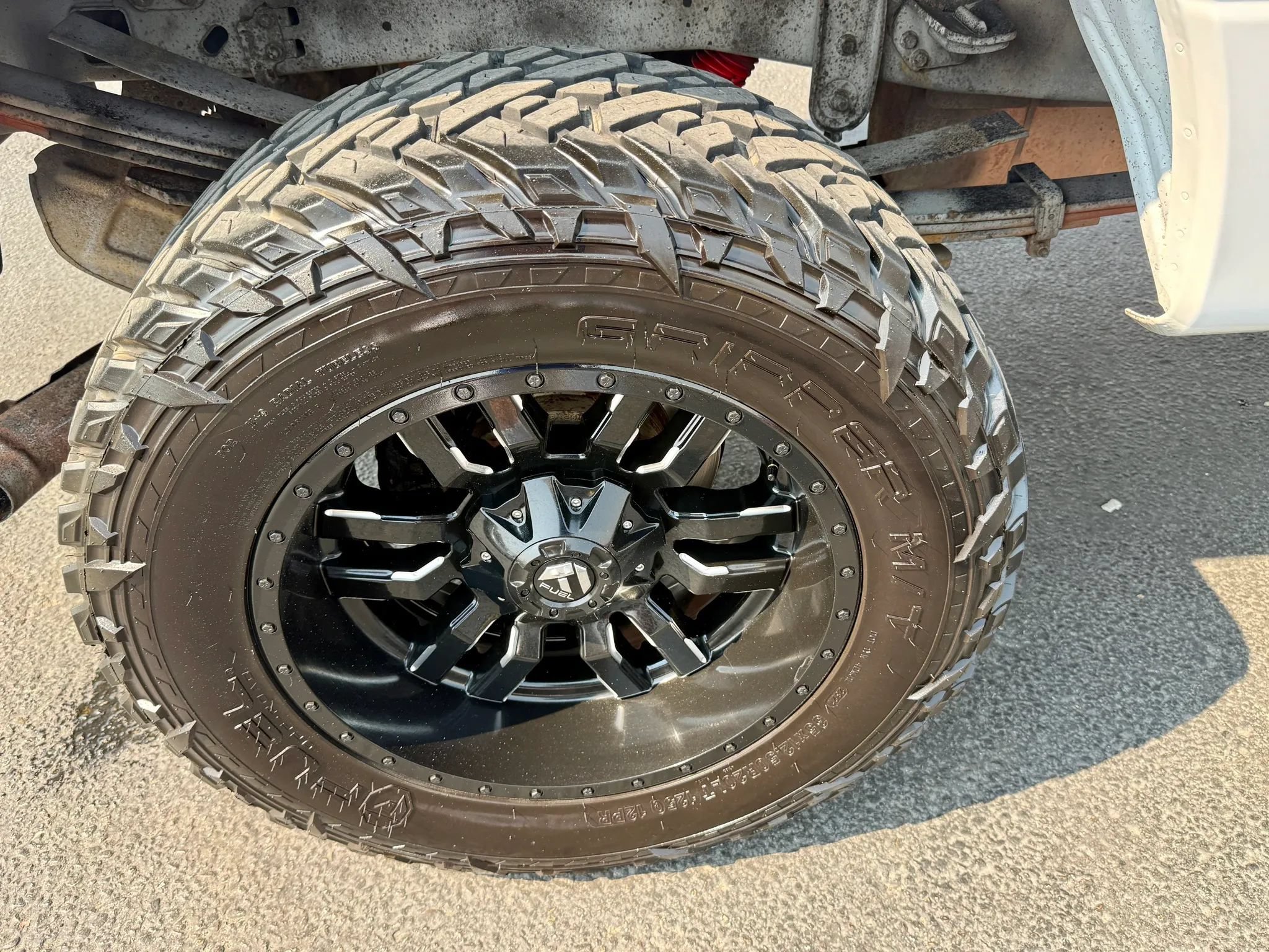 Used 2017 Ford F350 XLT w/ Camper Package AWD/4WD image 19