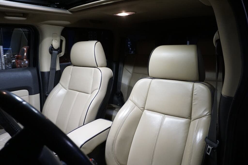 Used 2009 HUMMER H3 Luxury AWD/4WD image 10