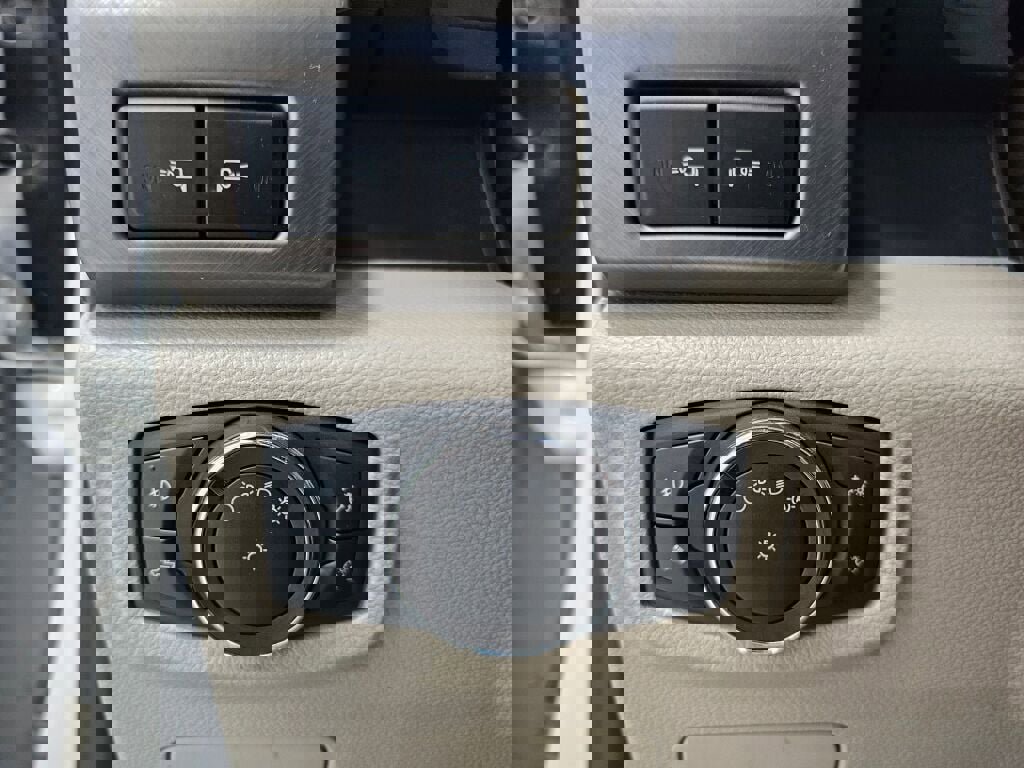 Used 2019 Ford F150 Limited w/ Trailer Tow Package image 23