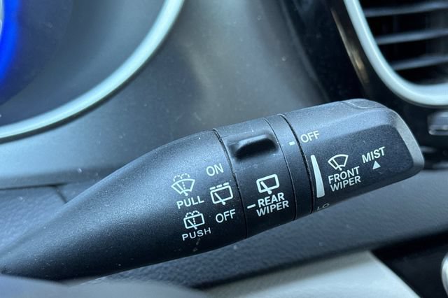 Used 2022 Chrysler Pacifica Touring-L FWD image 40
