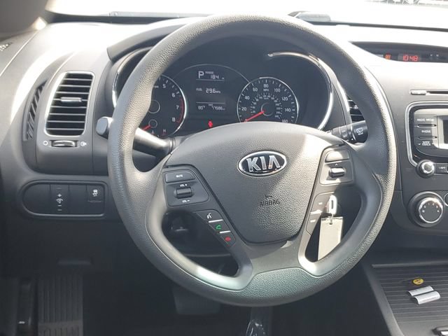 Used 2017 Kia Forte LX FWD image 11