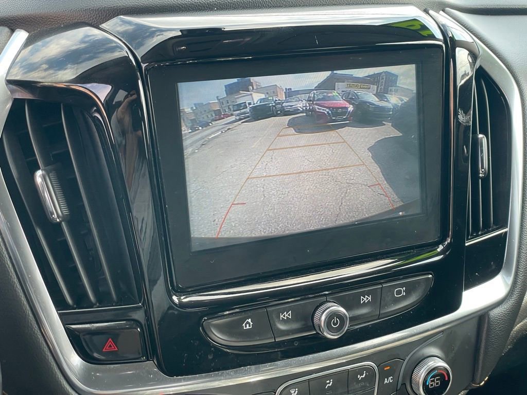 Used 2019 Chevrolet Traverse LT w/ LPO, Cargo Package image 21