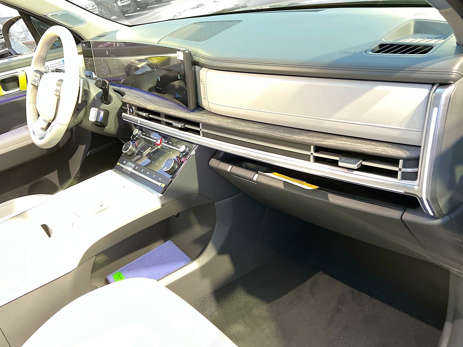 New 2026 Hyundai Santa Fe Limited AWD/4WD image 22