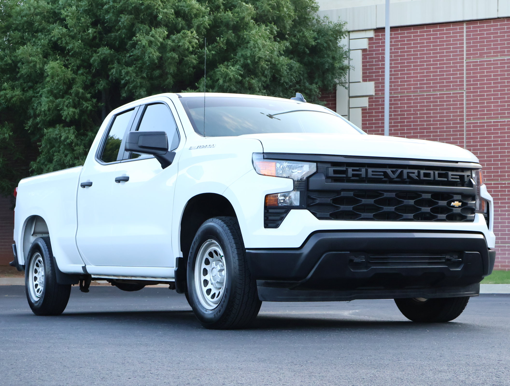 Used 2025 Chevrolet Silverado 1500 W/T