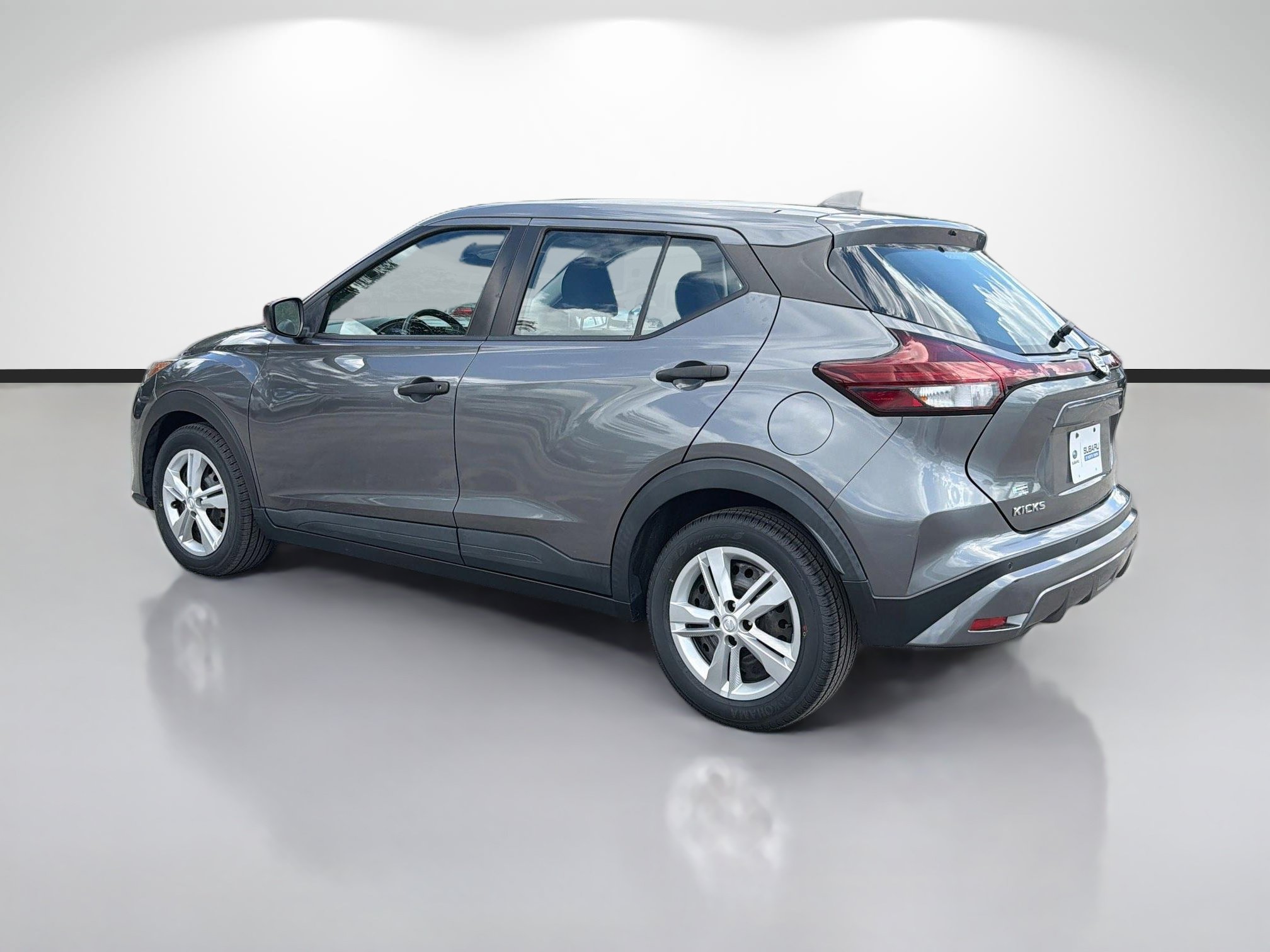 Used 2021 Nissan Kicks S FWD image 5