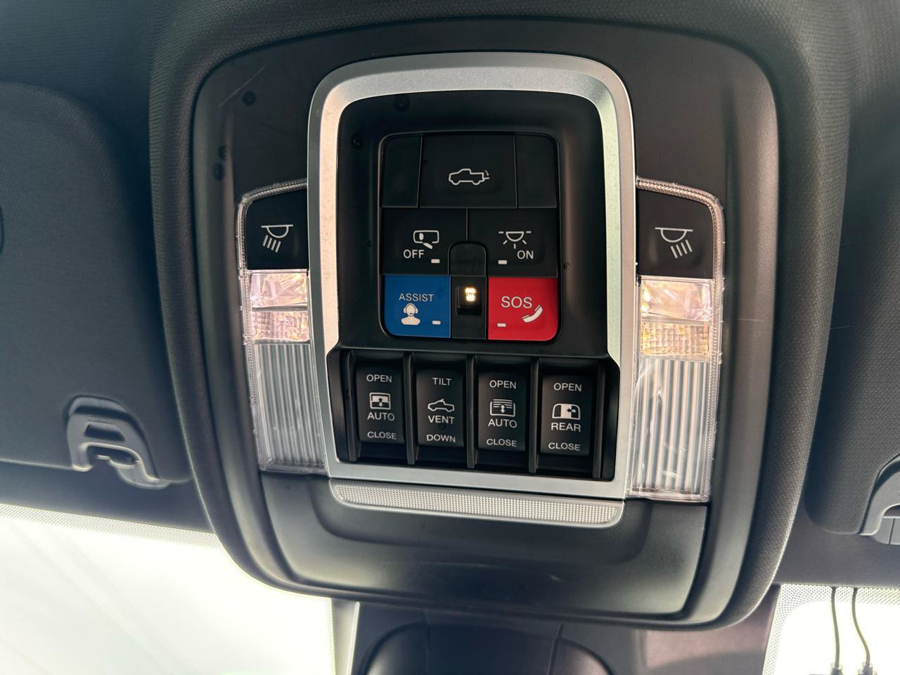 Used 2023 RAM 1500 Laramie RWD image 47