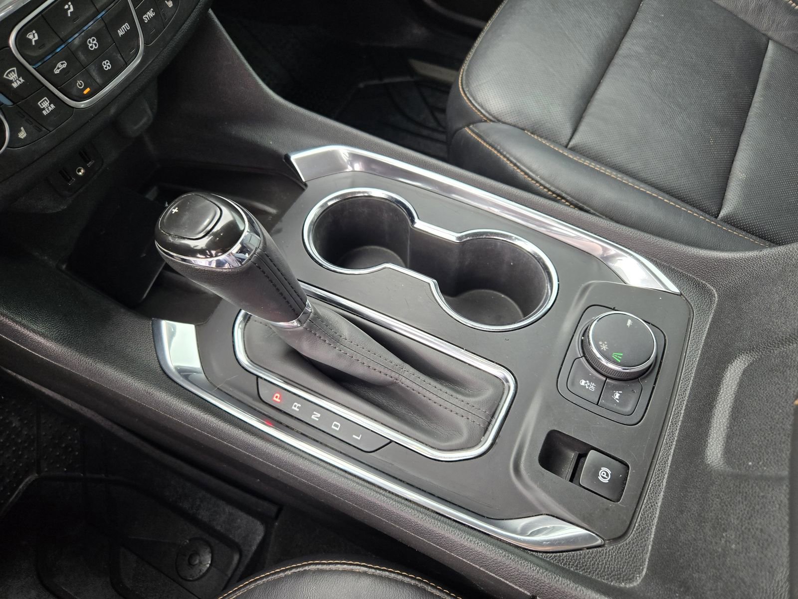 Used 2019 Chevrolet Traverse Premier w/ LPO, 'HIT The Road' Package image 16