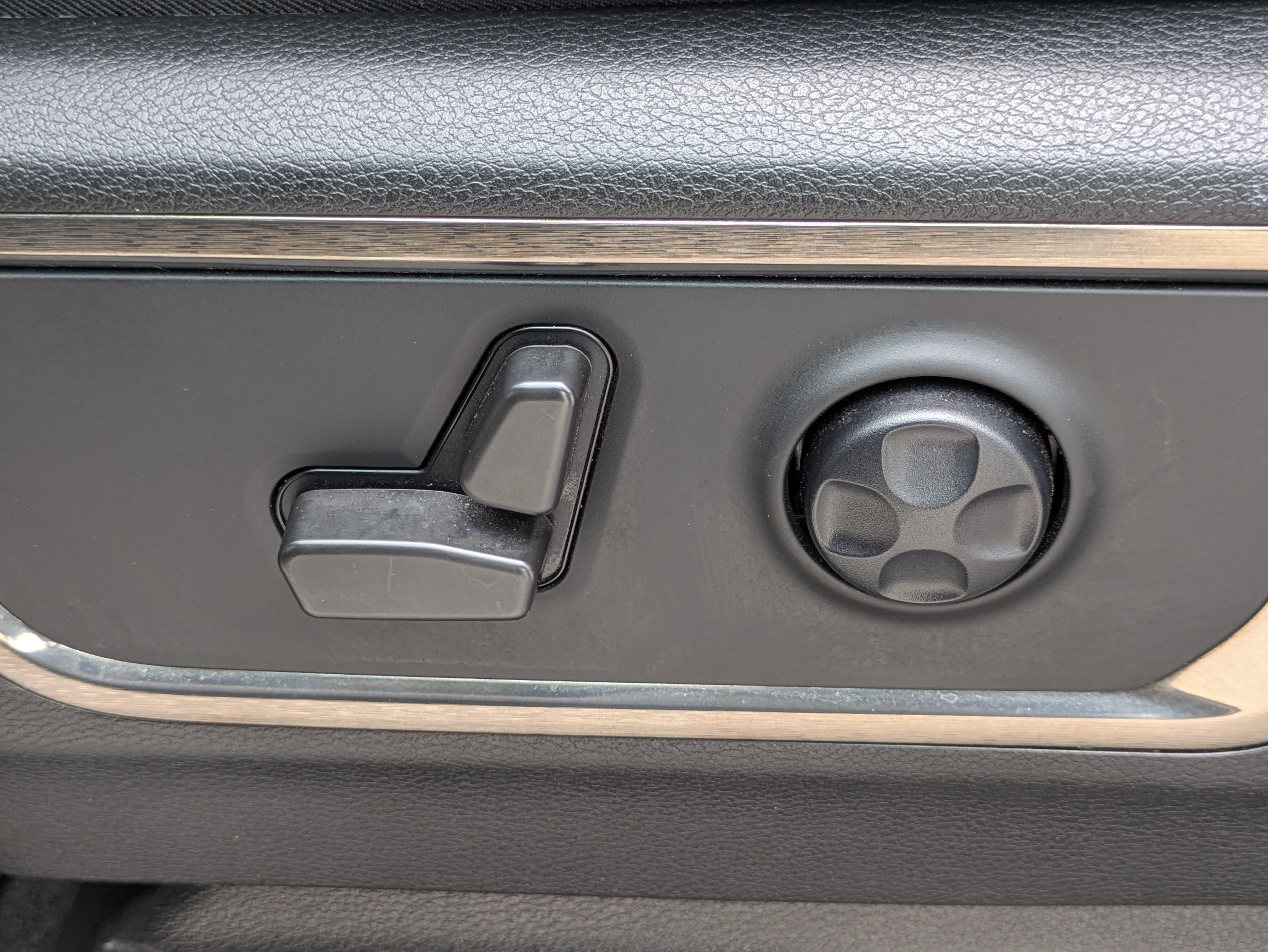 Used 2021 RAM 1500 Limited AWD/4WD image 20