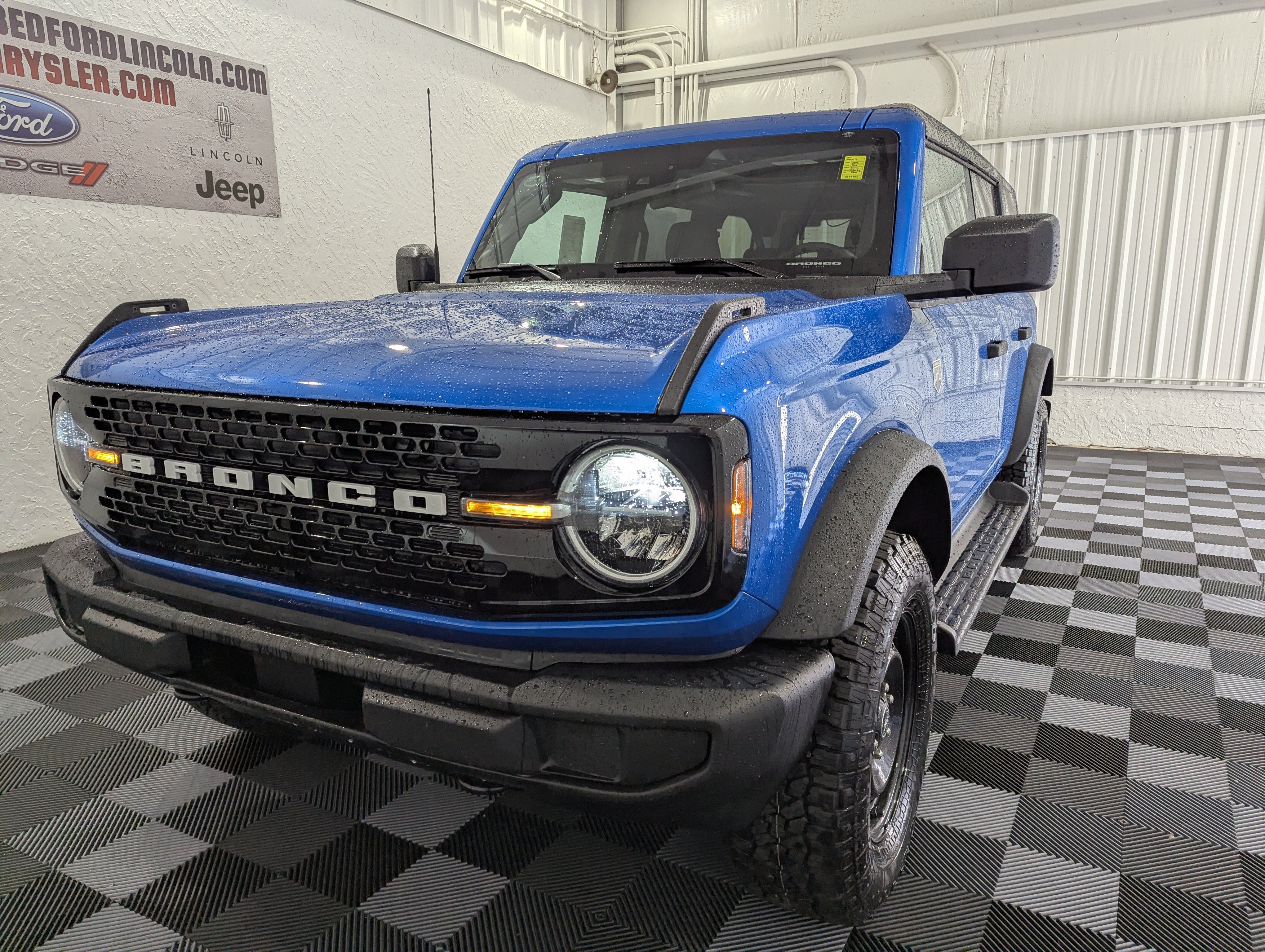 New 2026 Ford Bronco Big Bend AWD/4WD image 3