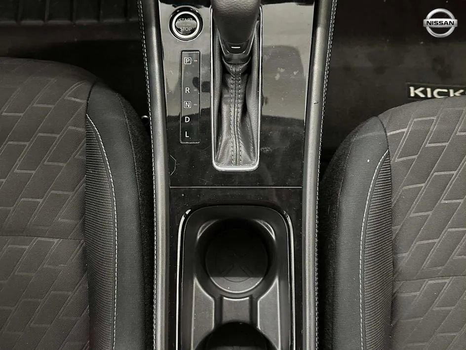 Used 2023 Nissan Kicks SV image 24