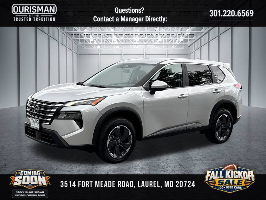 Used 2025 Nissan Rogue SV AWD/4WD image 4