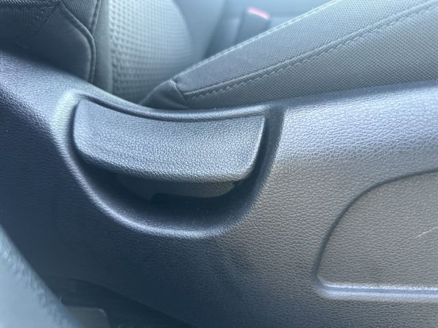 Used 2025 Kia Sportage LX image 29