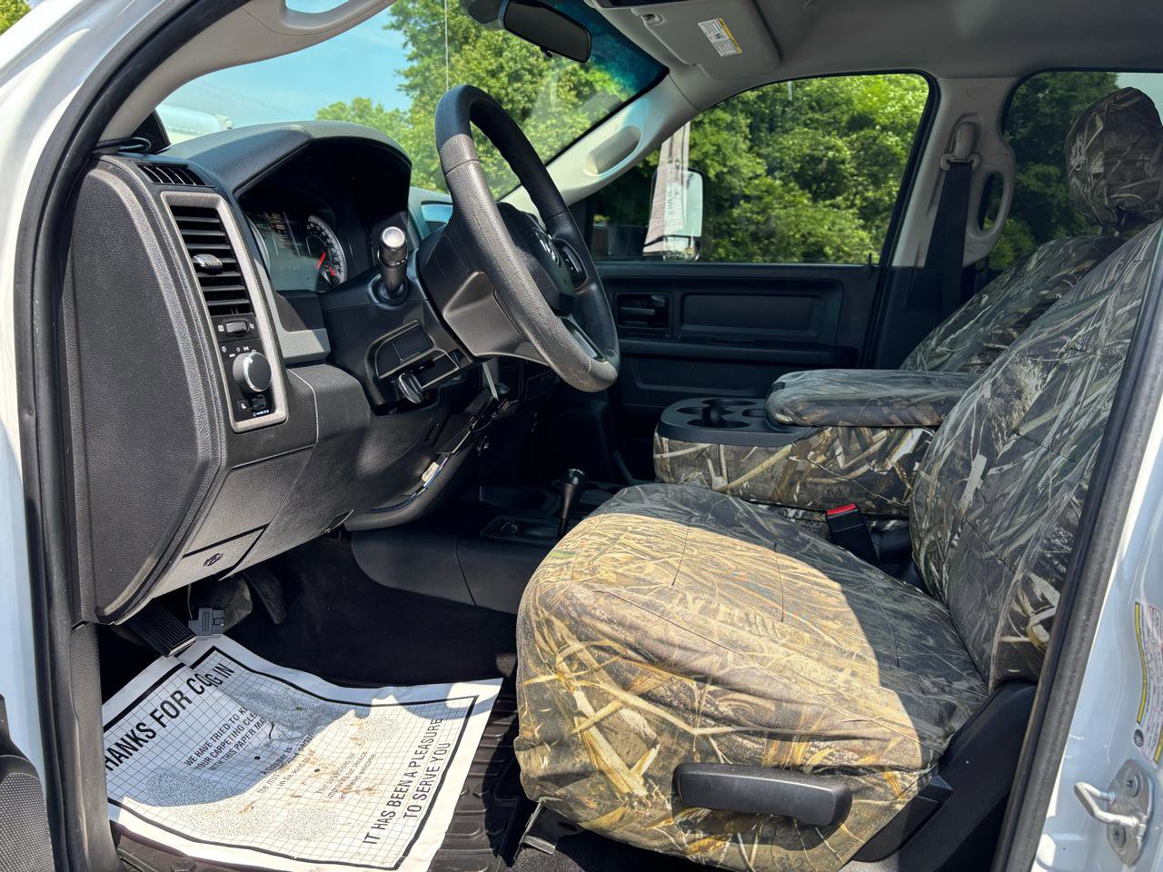 Used 2018 RAM 3500 Tradesman w/ Chrome Appearance Group AWD/4WD image 11