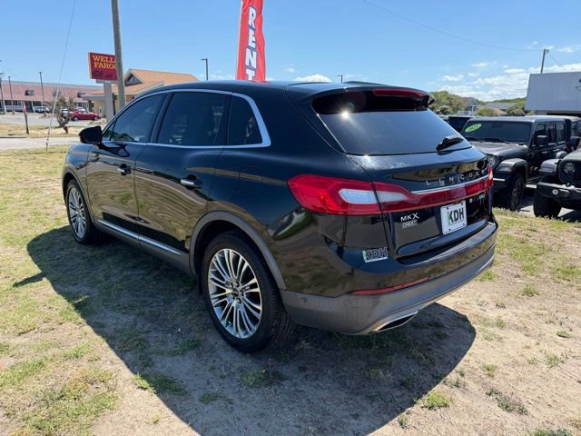 Used 2017 Lincoln MKX Reserve AWD/4WD image 5