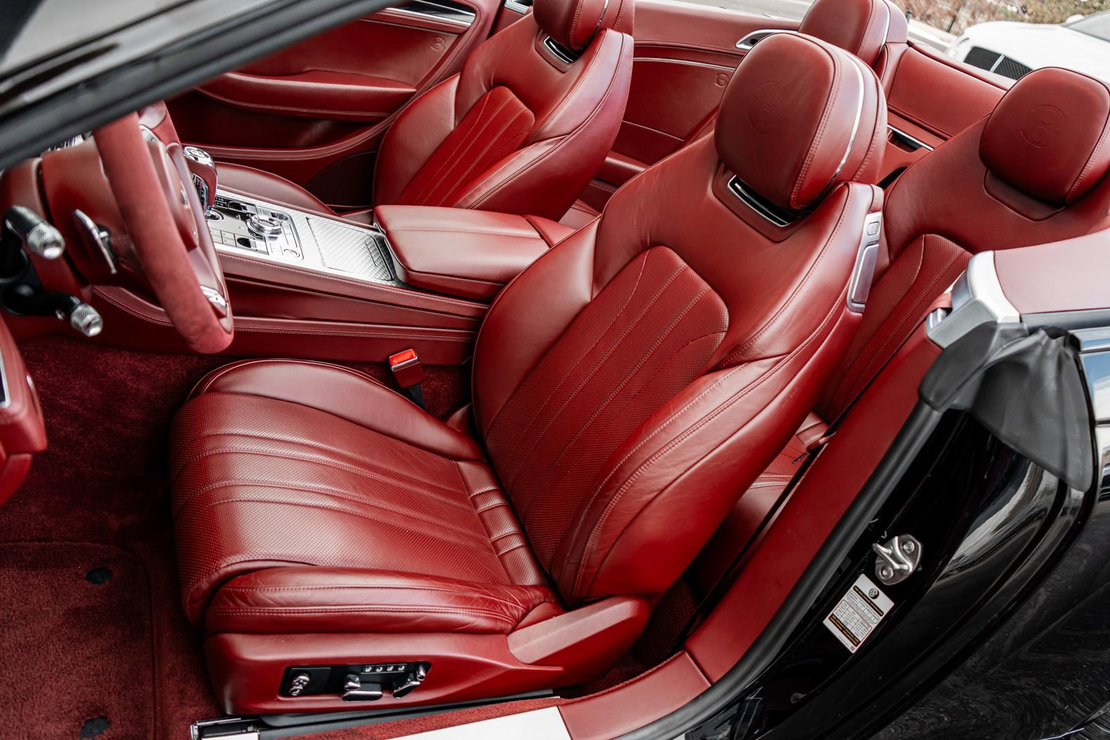 Used 2020 Bentley Continental GT image 28