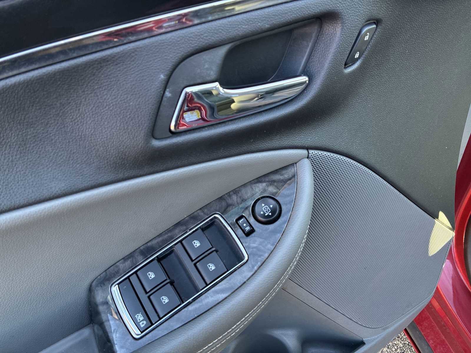 Certified 2015 Chevrolet Impala LT w/ Convenience Package image 27